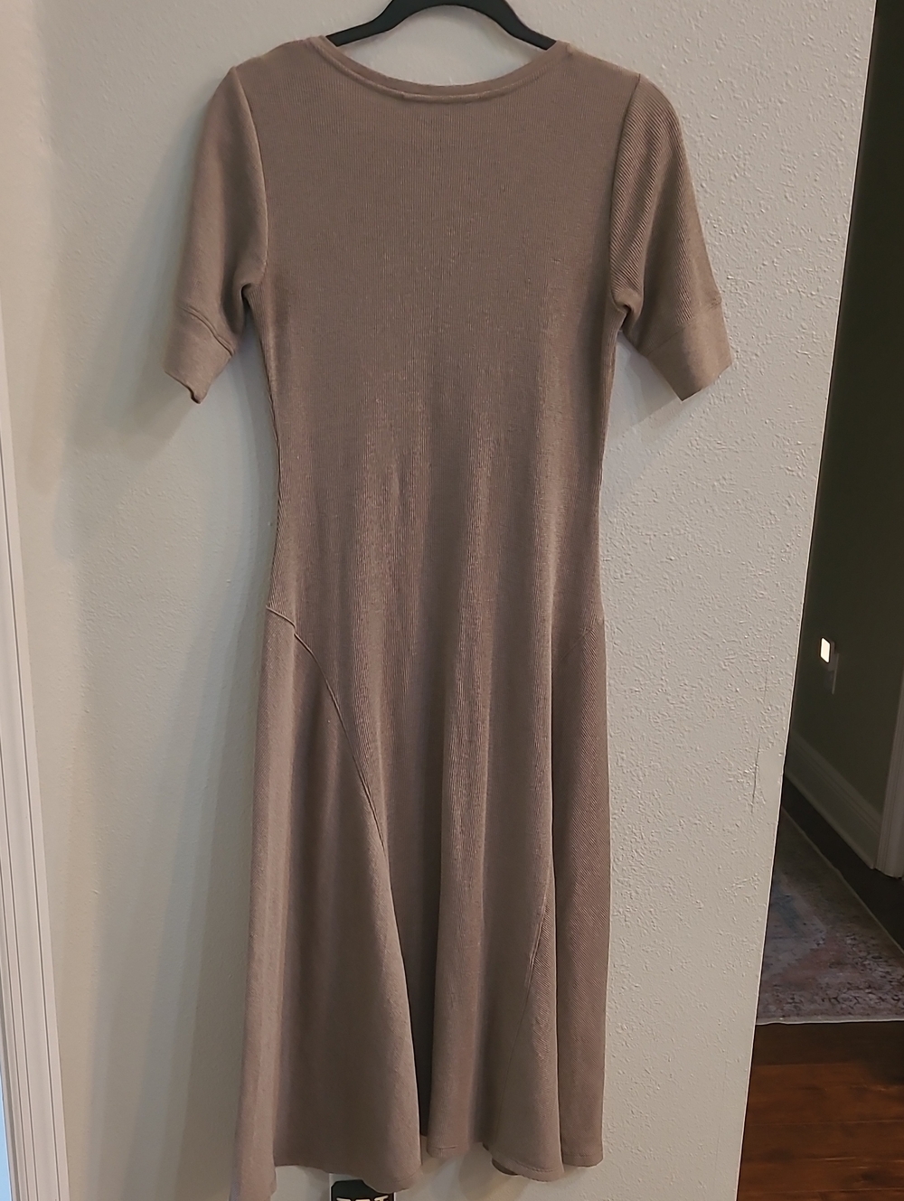 Lauren Ralph Lauren Black Label Taupe Short-Sleeve Midi Knit Dress Brown Small - Picture 7 of 9